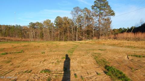 7 County Road 308, Calhoun City, MS 38916