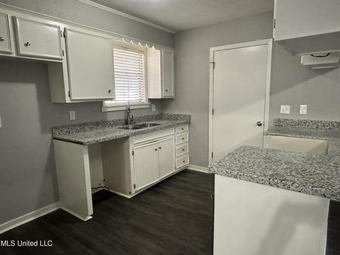 1837 Gloucester Pl, Clinton, MS 39056 photo 4