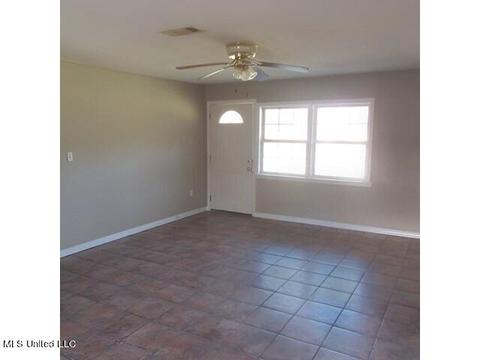 7104 Tanner Williams Rd, Lucedale, MS 39452 photo 2