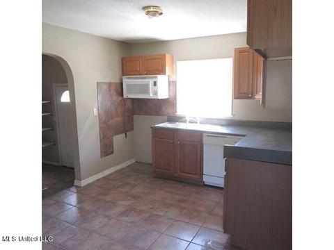 7104 Tanner Williams Rd, Lucedale, MS 39452 photo 3