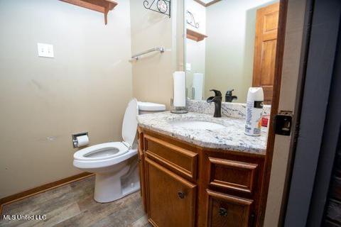 604 S Springlake Cir, Terry, MS 39170 photo 22