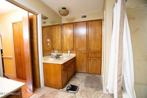 604 S Springlake Cir, Terry, MS 39170 photo 23