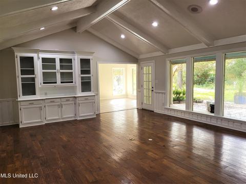 811 Audubon Point Dr, Brandon, MS 39047 photo 4