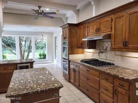 811 Audubon Point Dr, Brandon, MS 39047 photo 7