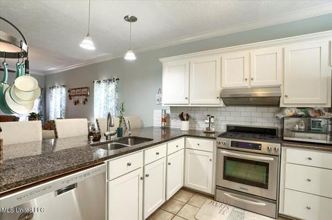 153 Commonwealth Ave, Brandon, MS 39047 photo 10