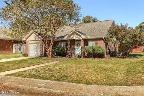 153 Commonwealth Ave, Brandon, MS 39047 photo 2