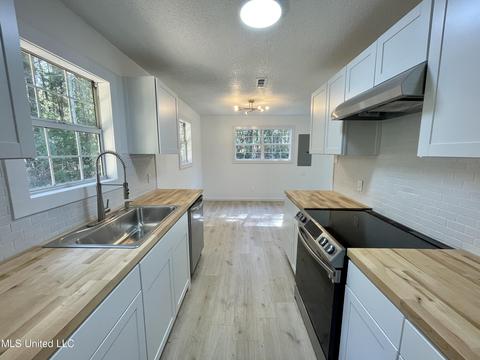 268 Fire Tower Rd, Carthage, MS 39051 photo 2