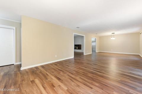736 Parsons St, Wiggins, MS 39577 photo 4