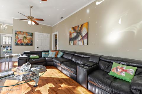 4124 Dantzler St, Moss Point, MS 39563 photo 7