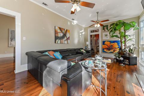 4124 Dantzler St, Moss Point, MS 39563 photo 8