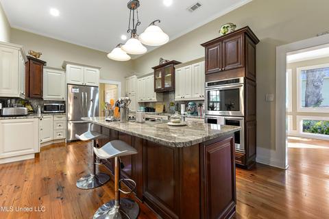 4124 Dantzler St, Moss Point, MS 39563 photo 12