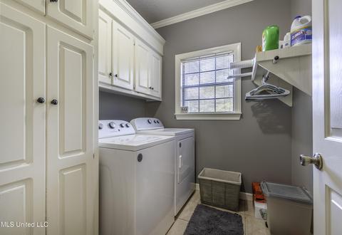 100 Pine Creek Cv, Terry, MS 39170 photo 8