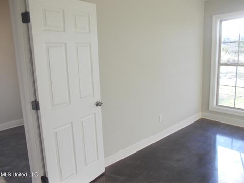 107 Brunswick Cv, Canton, MS 39046 photo 6