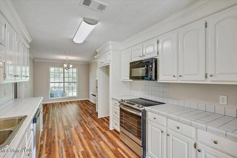 104 Holmar Dr, Brandon, MS 39047 photo 12