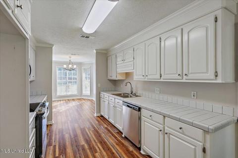 104 Holmar Dr, Brandon, MS 39047 photo 9