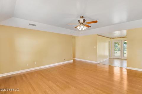 24 S Pecan, Mchenry, MS 39561 photo 3