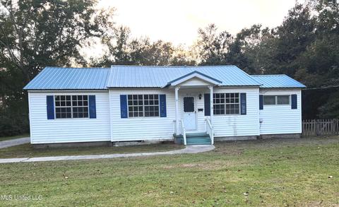 4813 Griffin St, Moss Point, MS 39563 photo 1