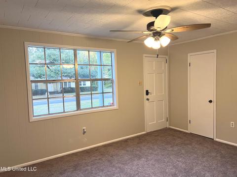 4813 Griffin St, Moss Point, MS 39563 photo 3