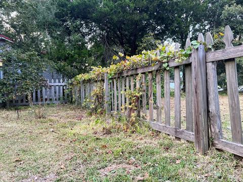 4813 Griffin St, Moss Point, MS 39563 photo 26