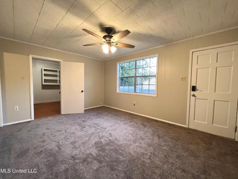 4813 Griffin St, Moss Point, MS 39563 photo 4