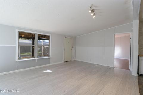 7467 Thompson Rd, Long Beach, MS 39560 photo 7