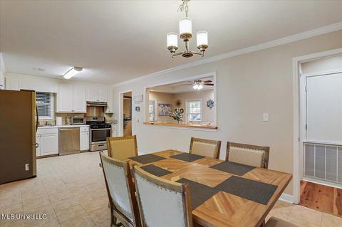 3251 Woodview Dr, Jackson, MS 39212 photo 7