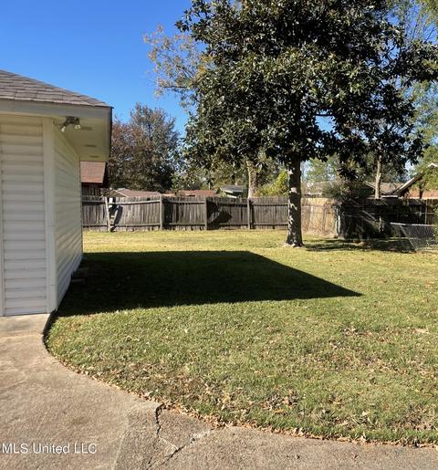 130 Newburg Pl, Jackson, MS 39206 photo 24
