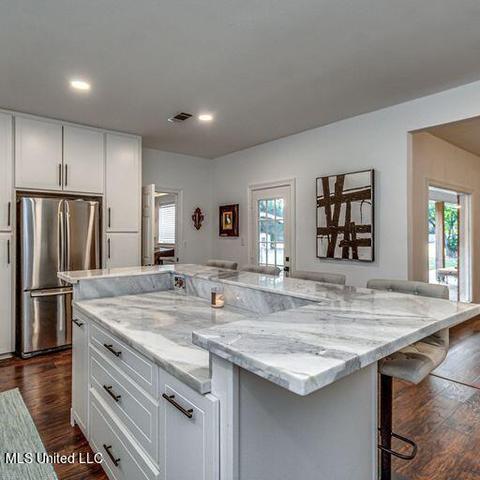 605 Cedar St, Canton, MS 39046 photo 5