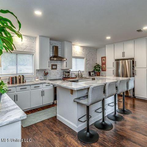605 Cedar St, Canton, MS 39046 photo 4
