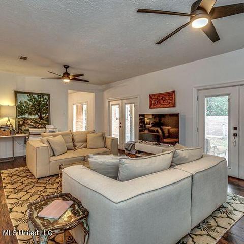 605 Cedar St, Canton, MS 39046 photo 12