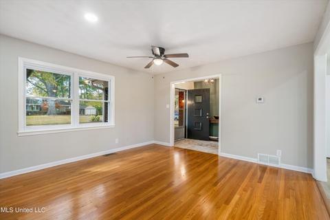 9526 Stuart St, Olive Branch, MS 38654 photo 6