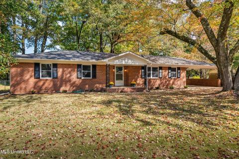 9526 Stuart St, Olive Branch, MS 38654 photo 2