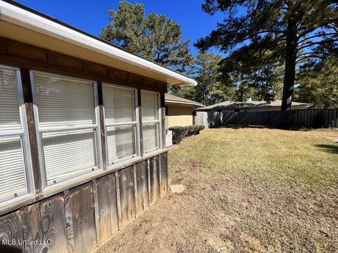 510 Pine St NW, Magee, MS 39111 photo 7