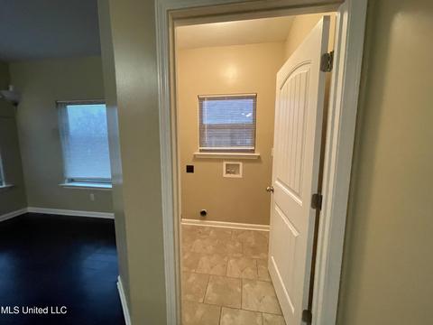 10886 Blake Cir, Olive Branch, MS 38654 photo 19