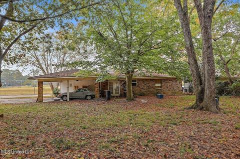 2005 Scanlon Dr, Jackson, MS 39204 photo 6