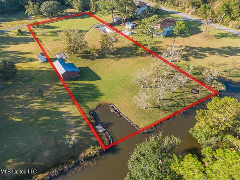Bosarge Street, Biloxi, MS 39532