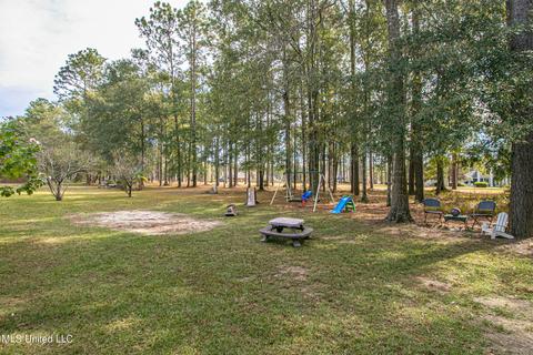 1344 Fairway Dr, Wiggins, MS 39577 photo 37