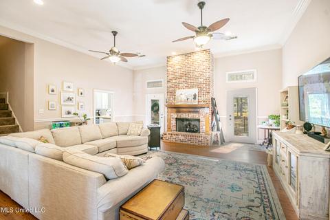 1344 Fairway Dr, Wiggins, MS 39577 photo 6