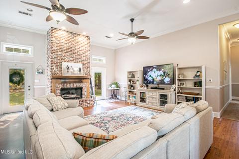 1344 Fairway Dr, Wiggins, MS 39577 photo 7