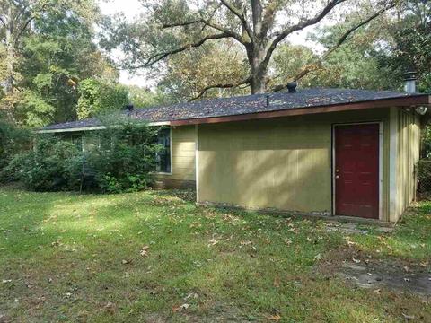 2375 Glenn St, Jackson, MS 39204 photo 2