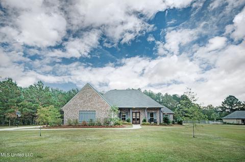 162 Greenfield Sta, Brandon, MS 39042 photo 1