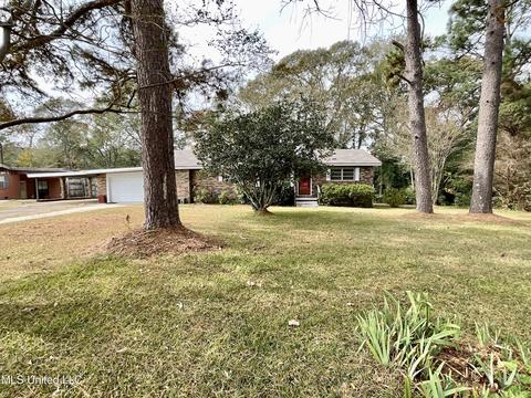 489 Nub Mcnair Rd, Magee, MS 39111