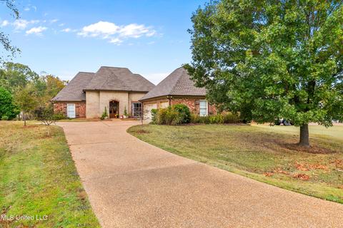 107 Beaufort Cir, Madison, MS 39110 photo 2