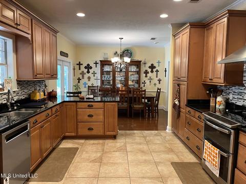 328 Devonport Cir, Raymond, MS 39154 photo 10