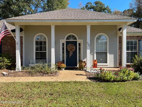 328 Devonport Cir, Raymond, MS 39154 photo 2