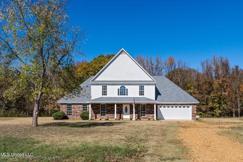 125 Moore Loop, Byhalia, MS 38611 photo 1