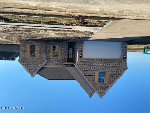 3062 Camilla Cir W, Lake Cormorant, MS 38641