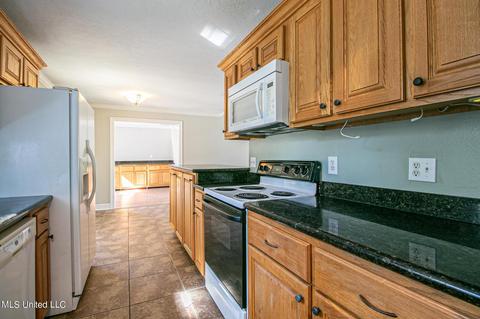 18 Warfield Rd, Perkinston, MS 39573 photo 6