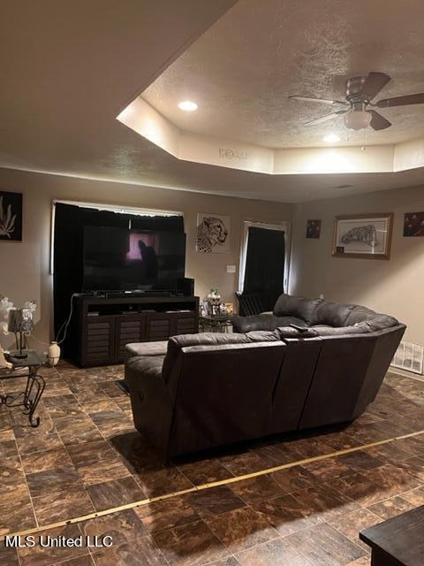 1074 Brookley St, Jackson, MS 39212 photo 2