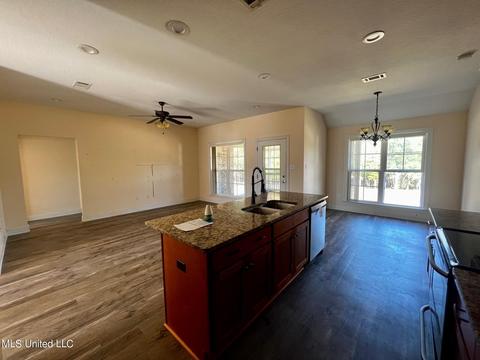 13 Trace Dr, Mchenry, MS 39561 photo 6